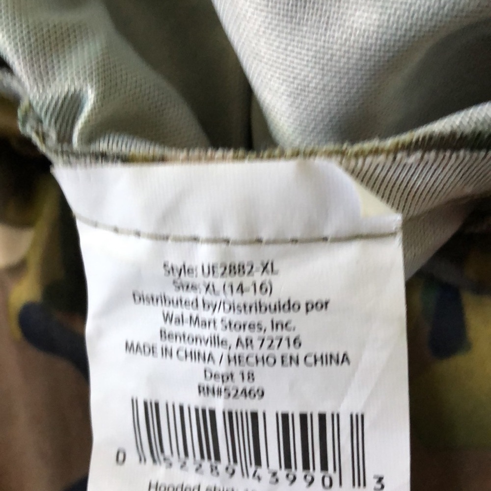 Boys 2pc army camo costume in size XL - Picture 2 of 2
